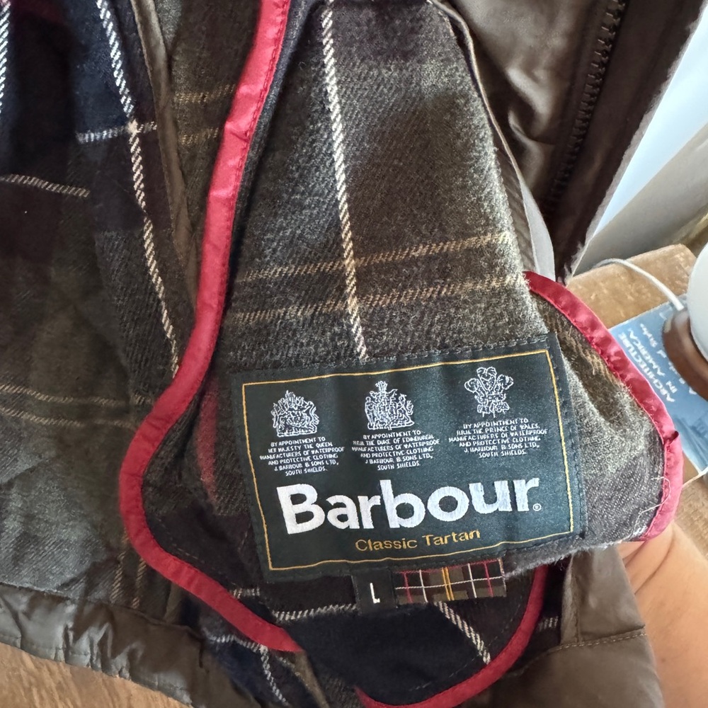 Barbour Men’s Fortnum Quilted Jacket in Olive - Size Large - Picture 4 of 6